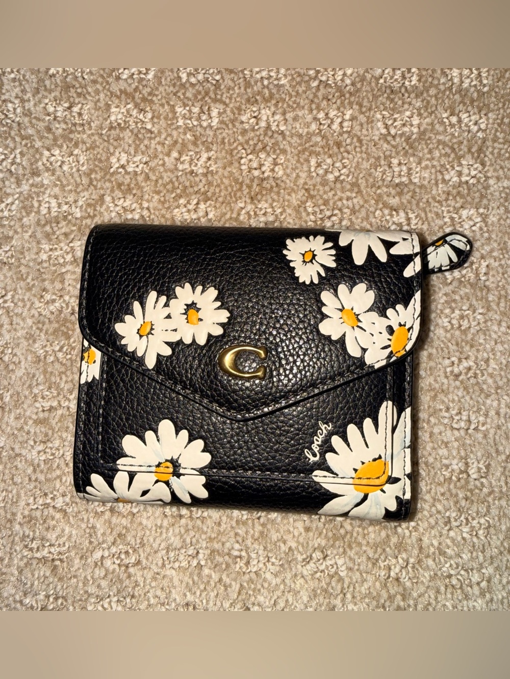 Coach Wyn Floral Pebble Leather Tri-Fold Wallet, White and Yellow Daisy Print